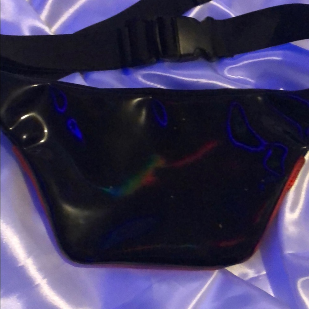 🔥 glitter Flame black fanny chest pack bag 🔥 - Picture 2 of 4